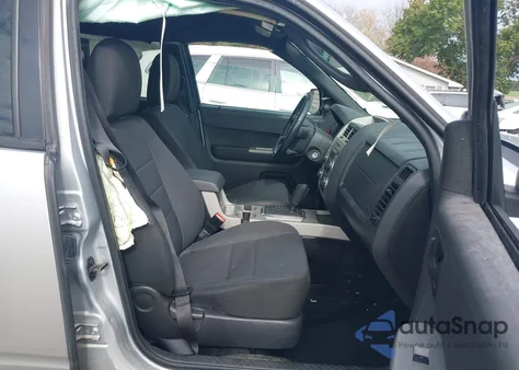 2011 Ford Escape Xlt from USA, damaged, VIN 1FMCU9D73BKB52211